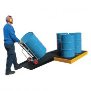 Plateforme de rétention polyéthylène  Permet de stocker 2 ou 4 fûts selon le modèle.  La plateforme
