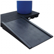 Rampe Modulaire Accès Palette de Rétention – Sécurité Chargement – PE Résistant et Antidérapant